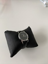 Pandora Luxus Swiss Made Damenuhr Saphirglas