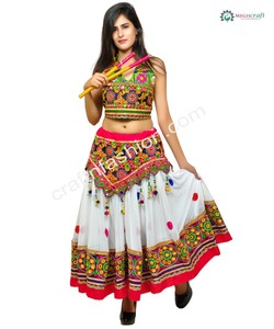 ladies wear lehenga
