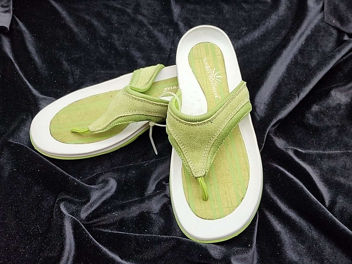 Women's Sunbay Footwear Suede Leather Green Sz Flip Flops Strappy Sandals  New