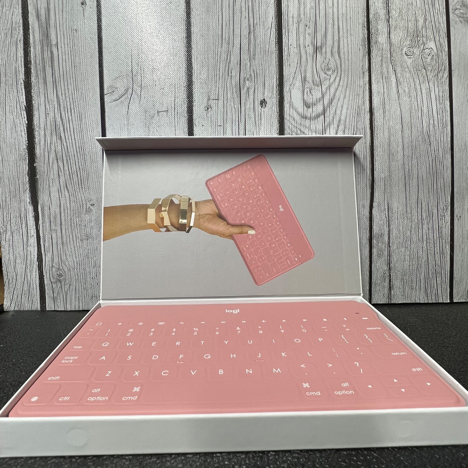 Logitech Keys-to-Go Super-Slim Super-Light Bluetooth Keyboard
