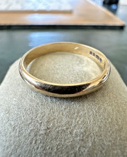 Vintage 9K Gold Wedding Band Size N – London 1977 – Classic Plain Ring, Boxed