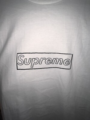 Supreme KAWS Chalk Logo Tee White Size Large | eBay