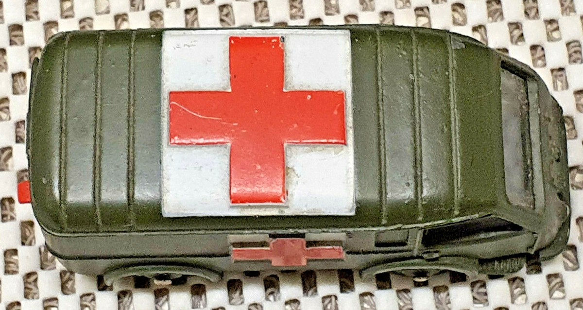 Dinky Toys Military Ambulance Ref 80F Renault Meccano Made