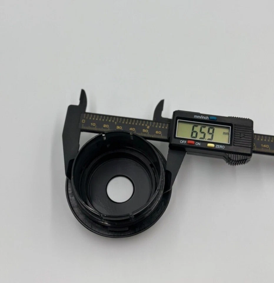 Mercedes Benz C63s E63s CLS63s AMG black center cap wheel hub cover A0004001100 - Image 2 of 4