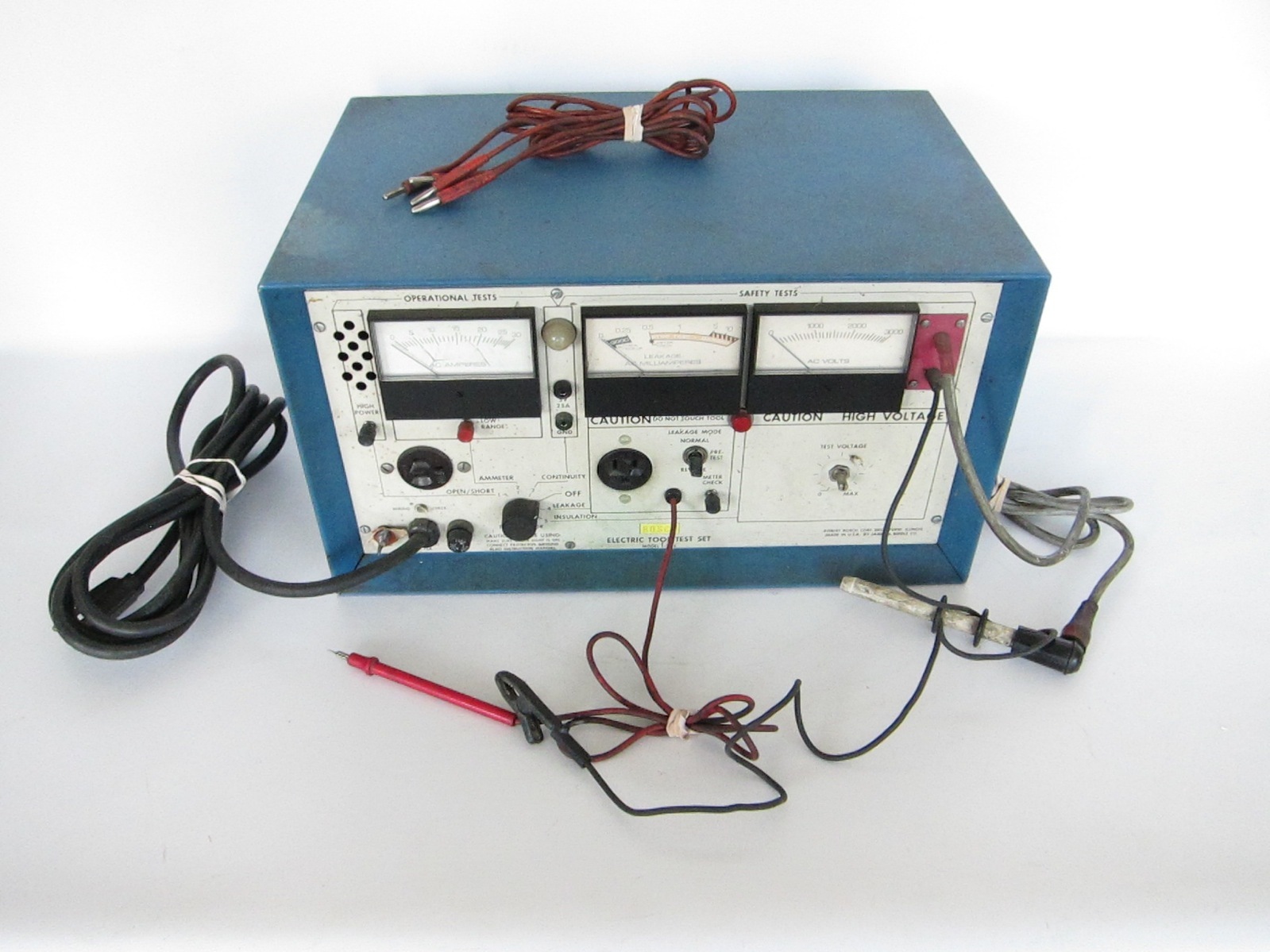 Bosch T-2515 Diagnostic Tool Tester T2515 For Parts or Repair 