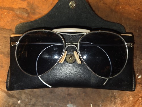 Vintage MITCHELL'S SHOOTING GLASSES by ITHACA GUN Sunglasses w/ CASE AVIATOR