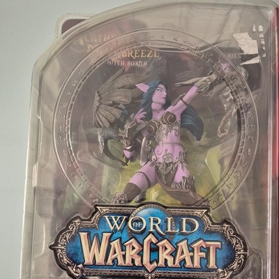 World of Warcraft Action Figure Series 5, Alathena Moonbreeze with sorna