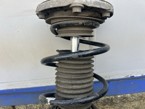 BMW 1 SERIES F20 F21 1.5 DIESEL FRONT RIGHT SUSPENSION 6873723-01 2015-2019 FREE - Picture 3 of 7