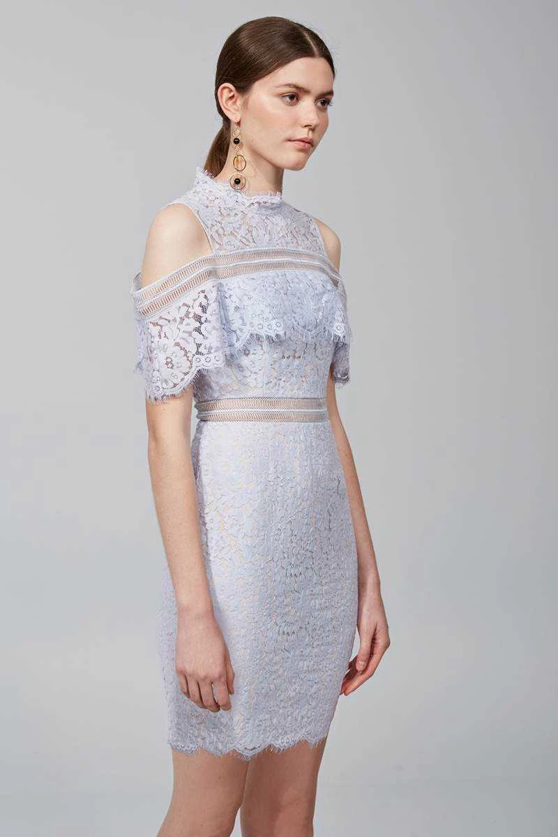 maternity dresses for photoshoot lace Momyknows White Lace Boho Maxi Maternity Photoshoot Dress Specially  Designed for Outdoor and Beach Maternity Photography Gowns main image 0