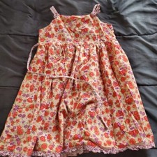 girl 5 summer dress with flower print