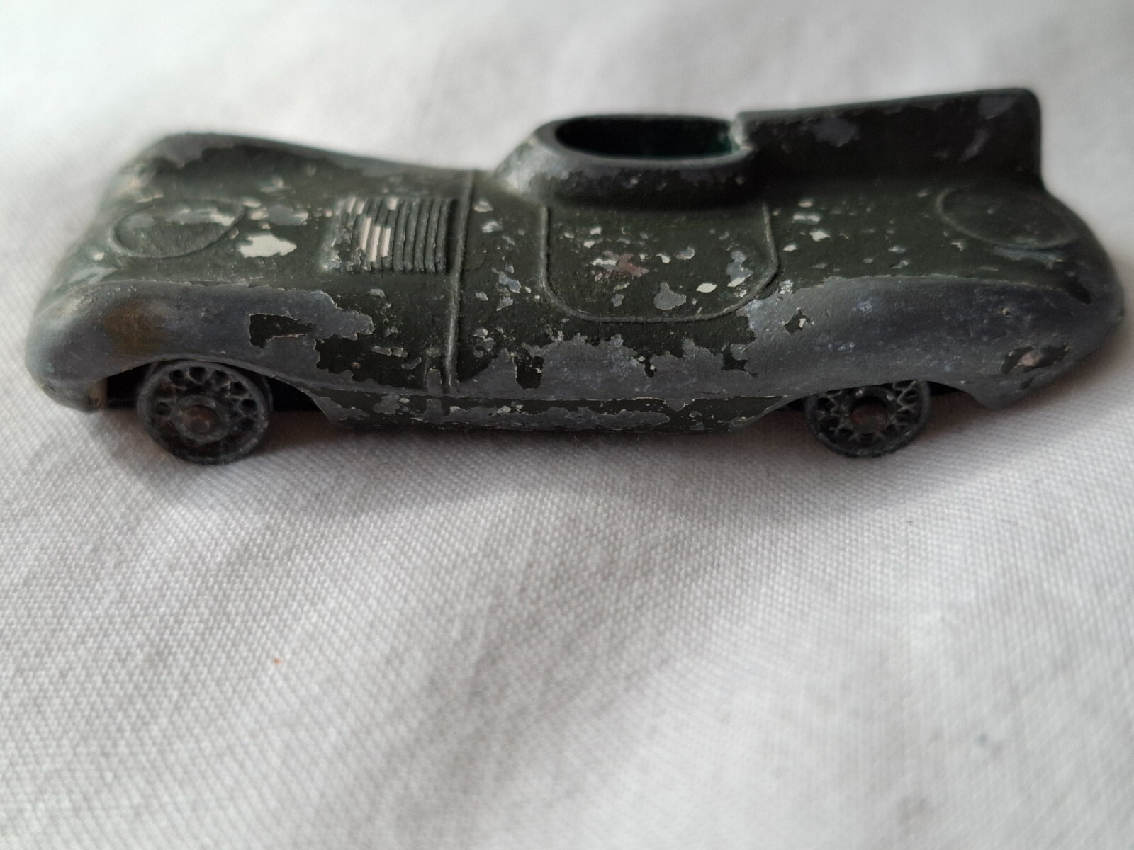 Matchbox 41a, Jaguar (D) Type - Free Price Guide & Review