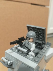 Lego 7657 Star Wars AT-ST 100% Complete w/ Minifigure, Manual & Box (Damaged)