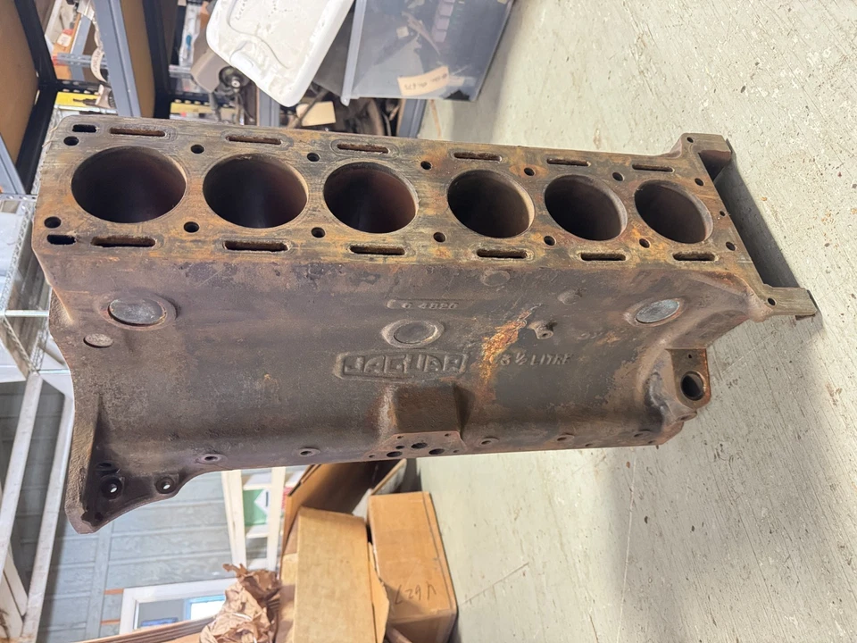 Original Jaguar XK120 3 1/2 Litre 49-54 Engine Block OEM PN F2242-8 - Image 2 of 4