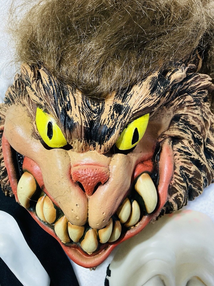 Vintage Masks Halloween Vintage Easter Unlimited Scream GLOW Ghostface