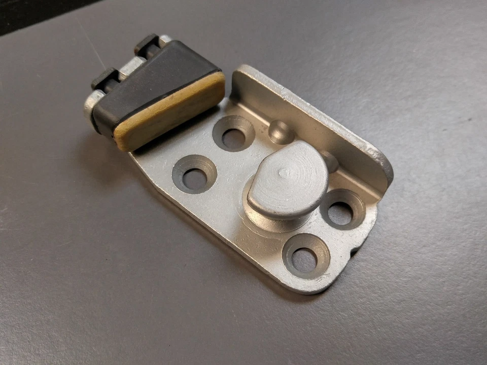 MUY BONITO USADO ORIGINAL GENUINO PORSCHE 914 914-6 PASAJEROS PUERTA STRIKER NLA Foto 2 de 3