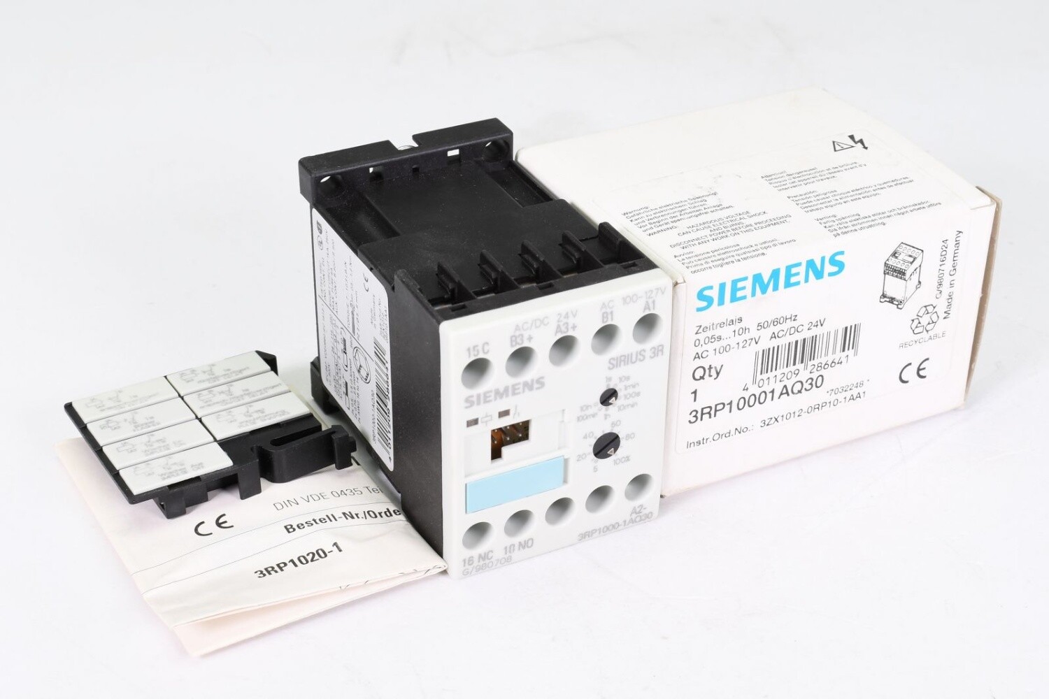 SIEMENS 3RP1000-1AQ30, Electronic time relay