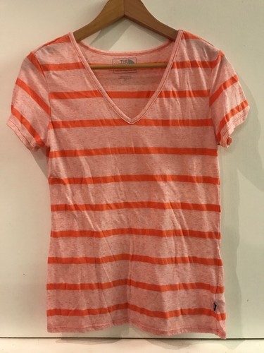 The North Face v neck t shirt women S 