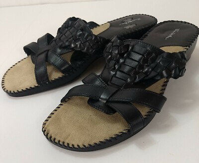 Thom McAn Womens size 9W Black Leather Strappy Slides Sandals Wedges