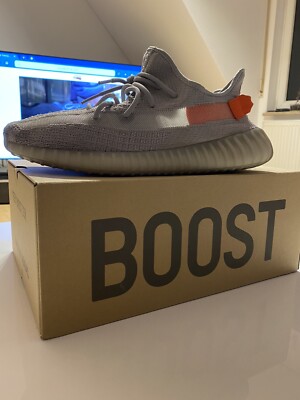 adidas yeezy boost 350 v2 tail light Gebraucht US12 1/2 UK 12 EU 47 1/3