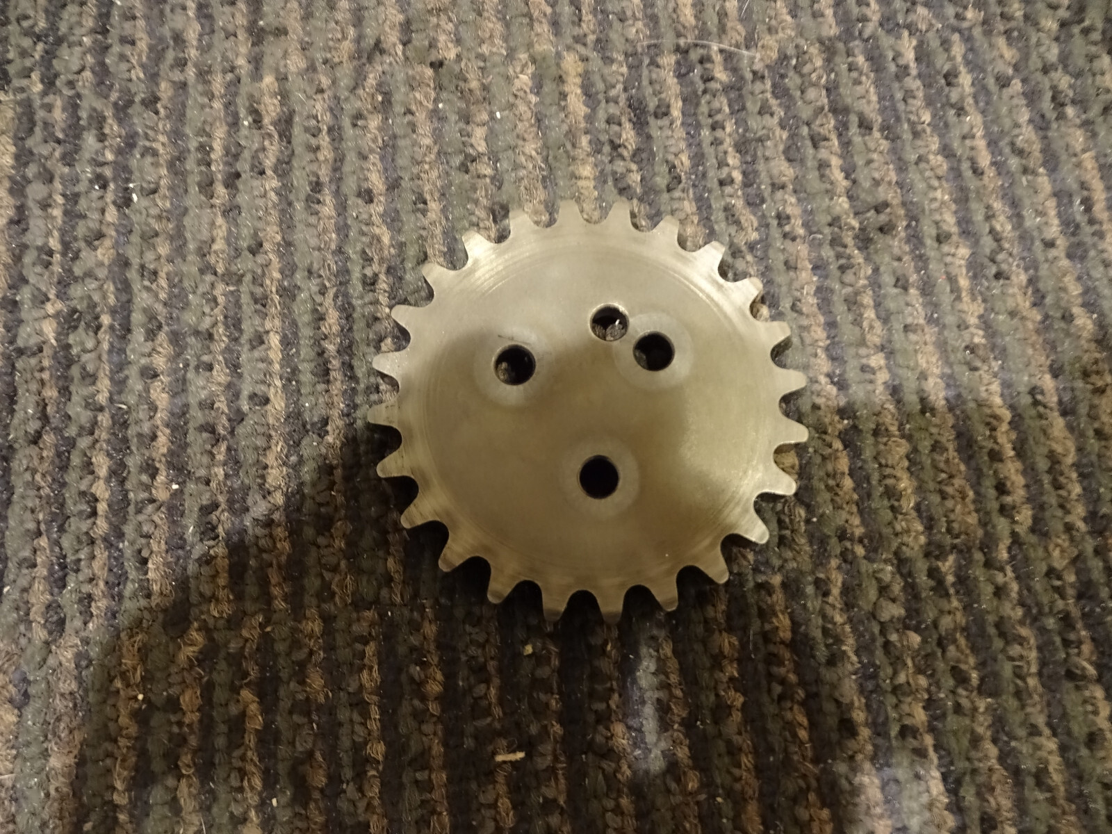 Maserati 4200, Quattroporte- Toothed Wheel For Pump Control P/N  189564