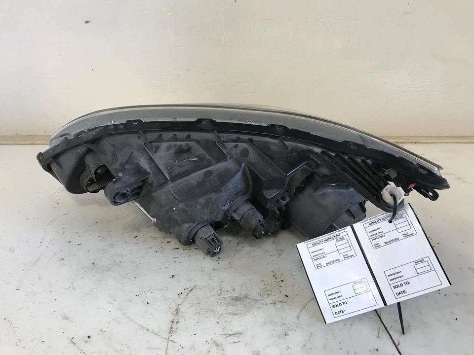 Used Right Headlight Assembly fits: 2013 Chrysler 200 black bezel Right Grade B - Image 3 of 4