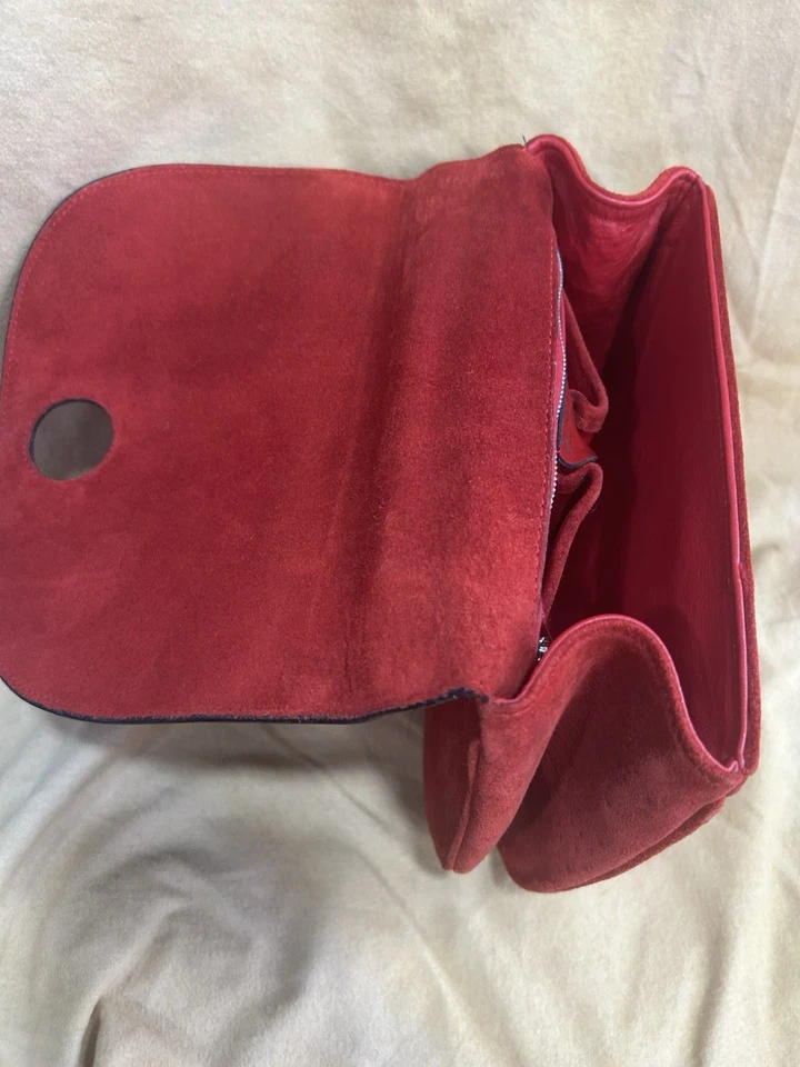 Dainty Celine Red Suede handbag - Image 4 of 4