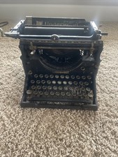 Underwood Antique Typewriter Showa Retro Color Black Operation not Confirmed thumbnail