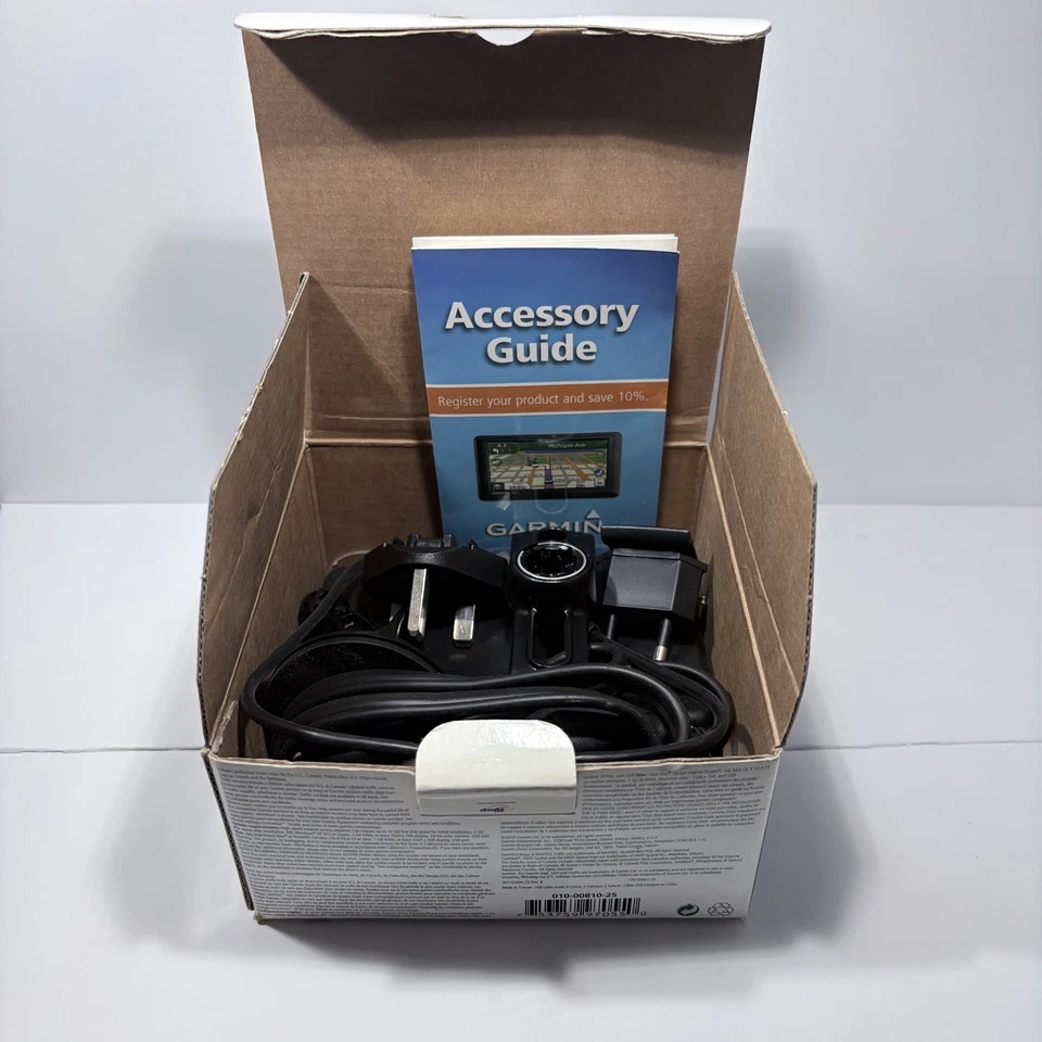 Garmin Nuvi 1450 LMT 5" GPS Lifetime Maps with Charger and Mount Bundle Preowned - Image 2 of 2