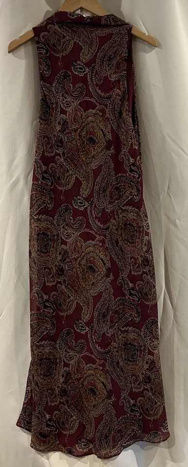 Lauren Ralph Lauren Maxi Gown Sleeveless Sz 18 Red Paisley Banded Collar w/Tie - Image 4 of 4