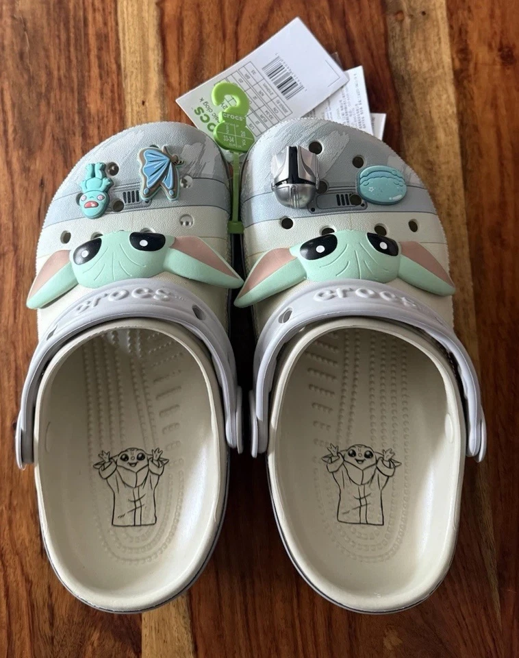 Sandalias Crocs Star Wars Grogu Classic Zueco Talla 2 Junior Baby Yoda  Foto 2 de 4