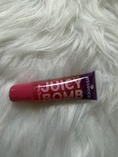 Essence Juicy Bomb