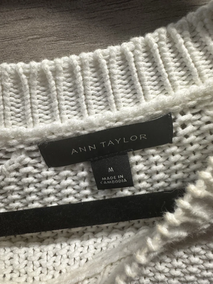 Suéter tejido Ann Taylor para mujer talla M blanco cuello redondo manga globo ¡LEER! Foto 2 de 4