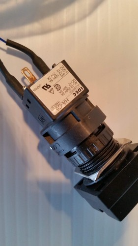 IDEC HA-C5 Contact Block Switch, 5 A, 250 V, 1 Pole, Solder With Red Pushbutton - Picture 3 of 3