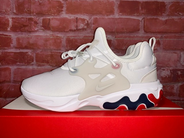 nike presto react triple white
