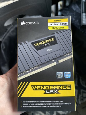 Corsair 32 GB 2x16 GB 3200 HZ DDR4 Ram Vengeance LPX 