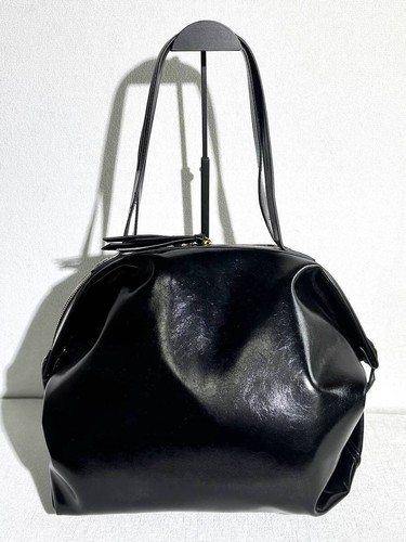 Vivienne Westwood Handbag Shoulder Bag Black Gold Orb Logo Zipper Closure - Picture 3 of 7