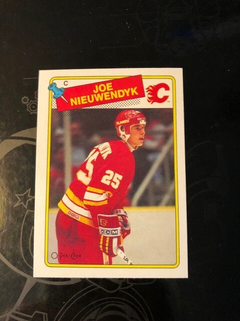 1988-89 O-Pee-Chee - #16 Joe Nieuwendyk (RC) HOF nm/m