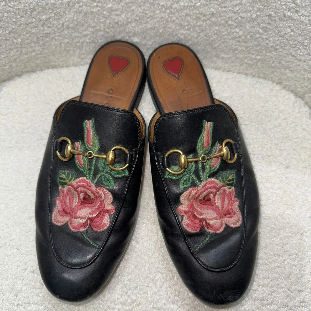 Chaussures mules Gucci couleur noire