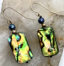 Vintage 10K Yellow Gold Abalone Shell Pearl Dangle Drop Earrings 2.2g Dainty