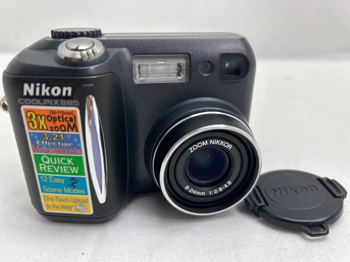 Nikon Coolpix 885 w/ Nikkor Zoom 8-24mm 3X optical zoom f/2.8-4.9