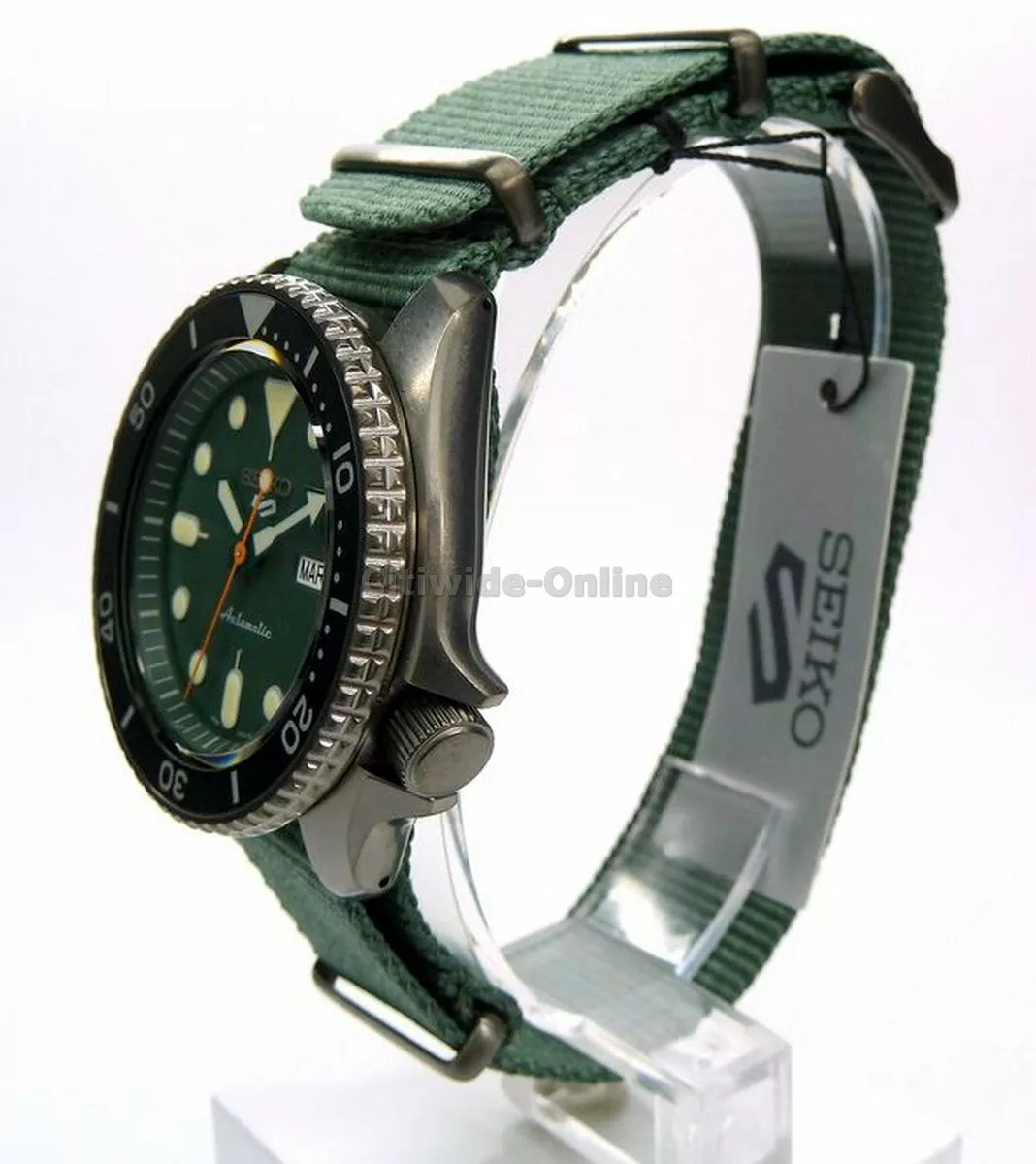 Seiko 5 Sports Street Hard Coating Green SRPD77K1+International Warranty US*4