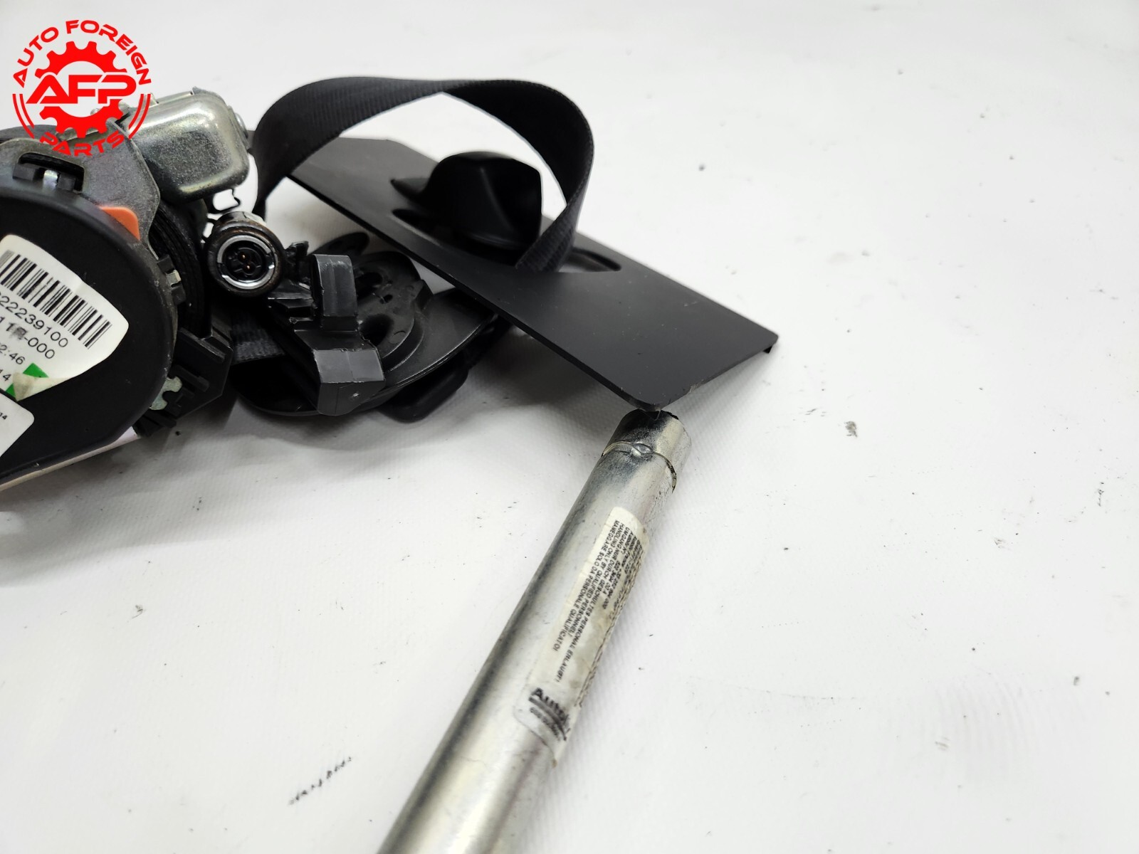 ⭐ 14-21 Maserati Quattroporte Front Right Side Seat Belt Tensioner Black Oem