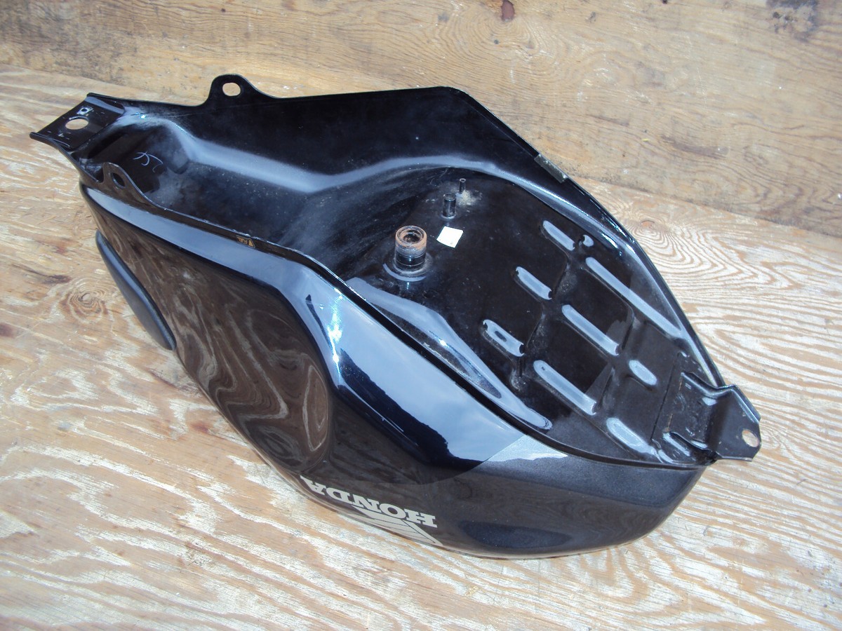 HONDANSR250R MC21 ガソリンタンク ジャンク レストアベース HONDANSR250R MC21 ガソリンタンク ジャンク レストアベース