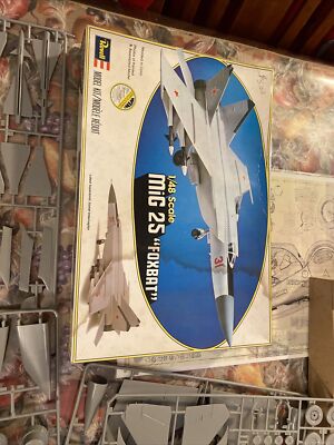 Revell MiG-25 PD Foxbat A | Oxfam Shop