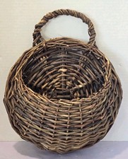 Vintage Wicker Wall Basket Hanging Pocket Pla...