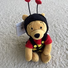 Disney Store VALENTINE Winnie The Pooh bean bag plush Vintage Beanie