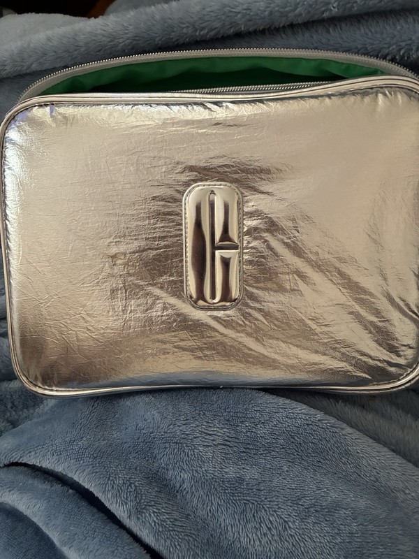 Clinique 3-in-1 Cosmetics Bag