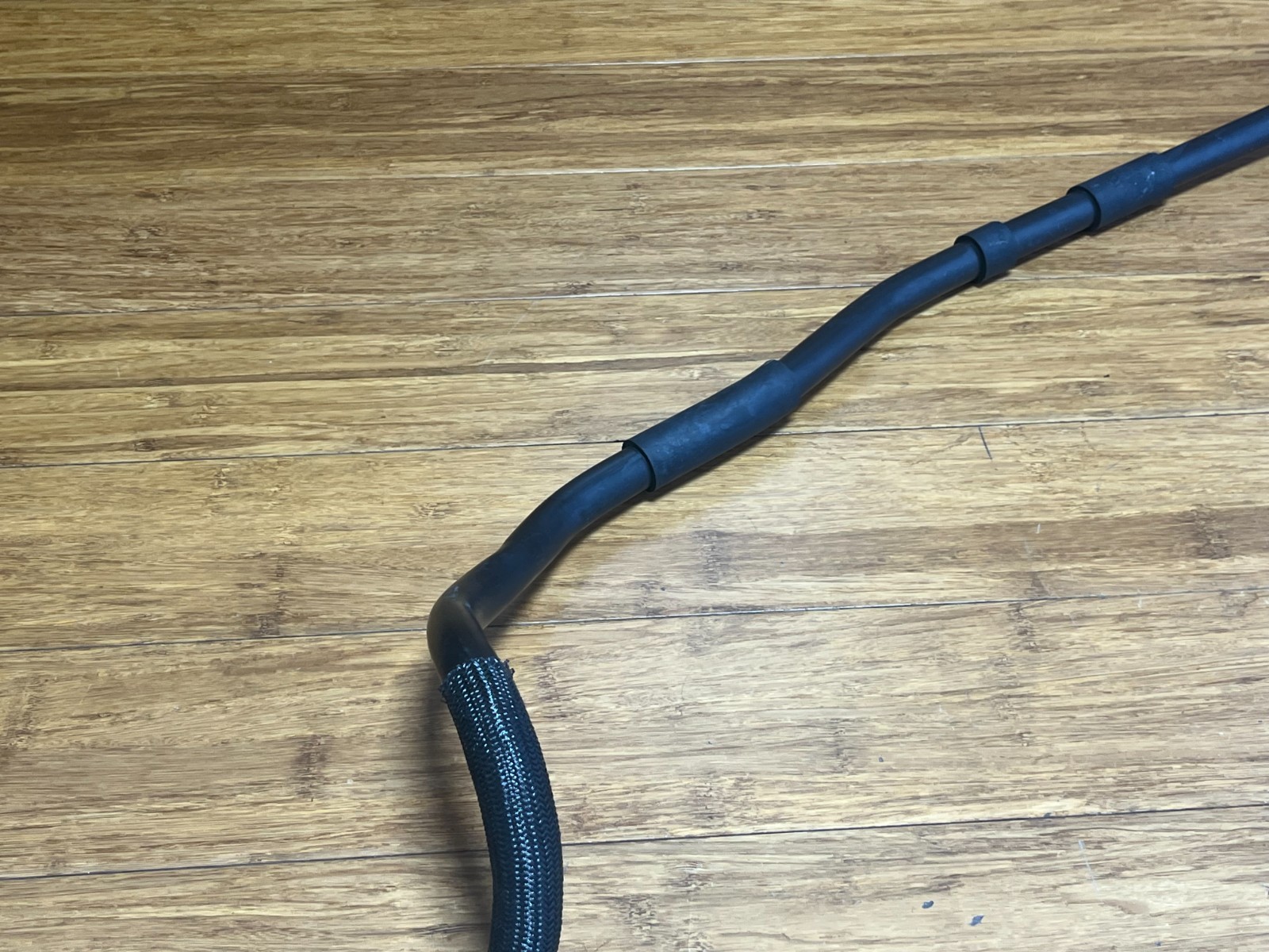 Audi R8 2016-2024 Fuel line