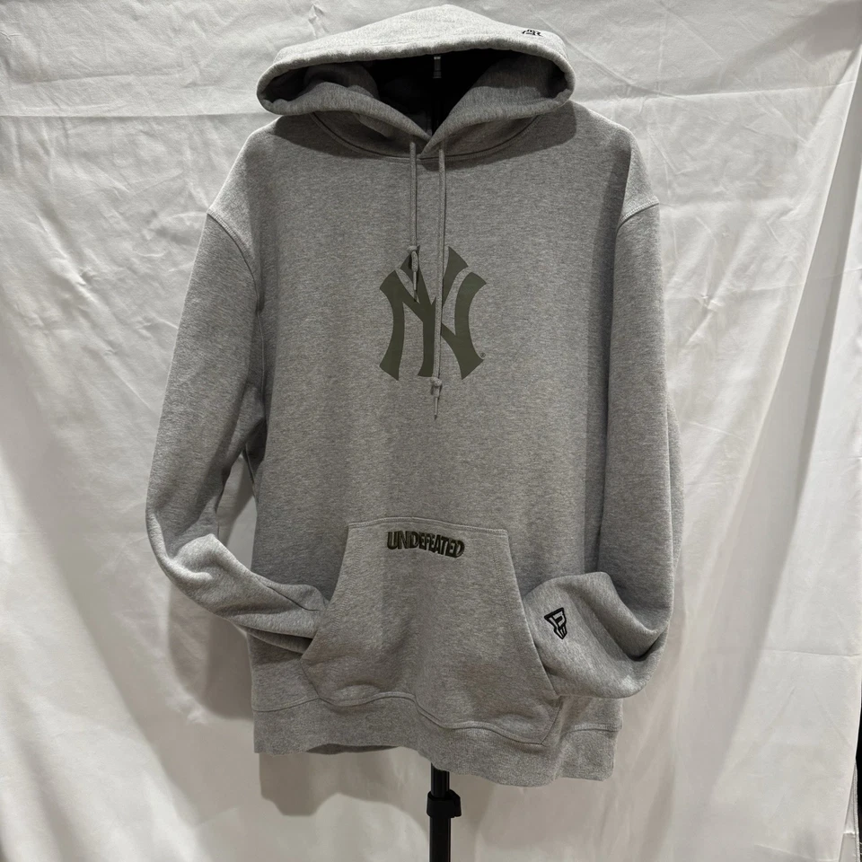 Undefeated X New Era Collab/ Yankees Hoodie / Size XL / Gray Great Condition ! - Image 2 of 4