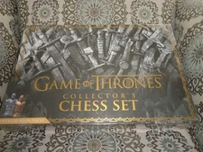 Game of Thrones Collector's Chess Set, Collectible 32 Sculpt Chess Pieces  *NEW*